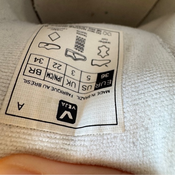 Veja White and Cream Women's Sneakers - Picture 10 of 11